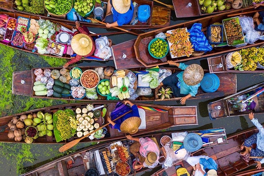 Railway & Damnoen Saduak Floating Market Tour