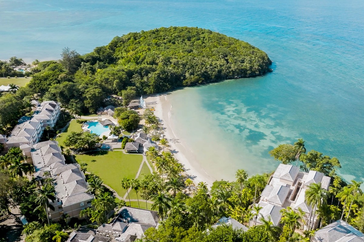 Couples Resort San Souci