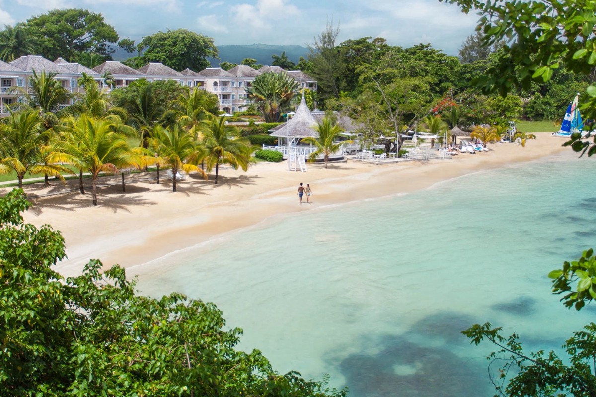 Couples Resort San Souci