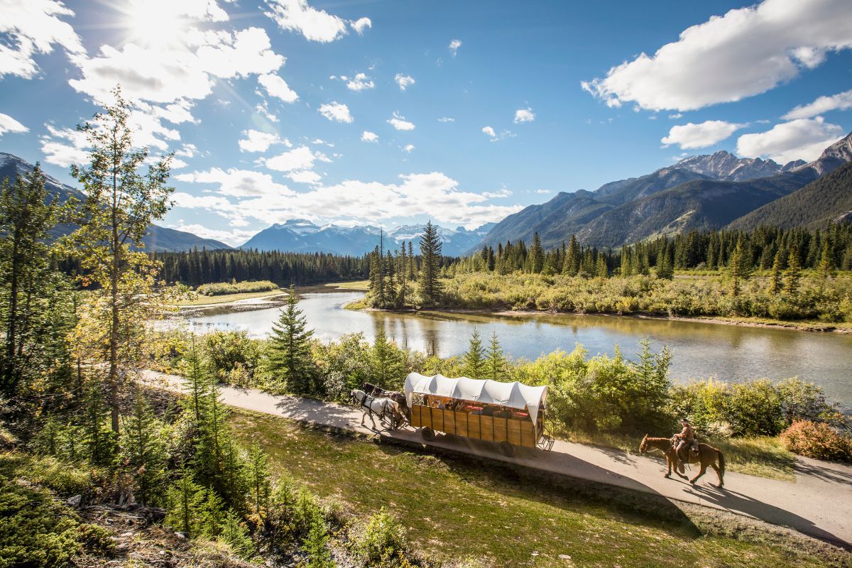 Banff Wagon Ride & Cowboy Cookout