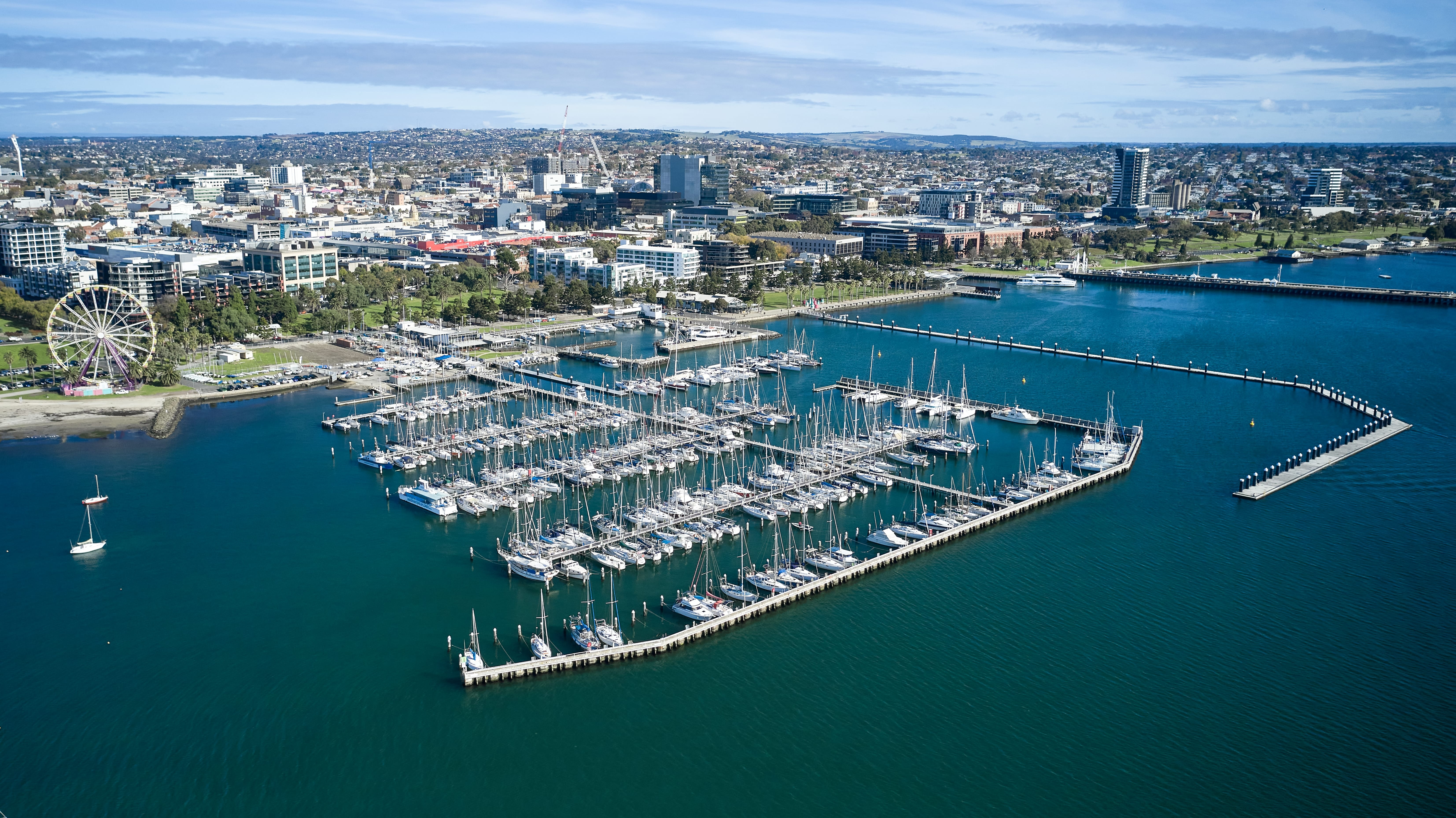 Geelong Credit. Tourism Australia