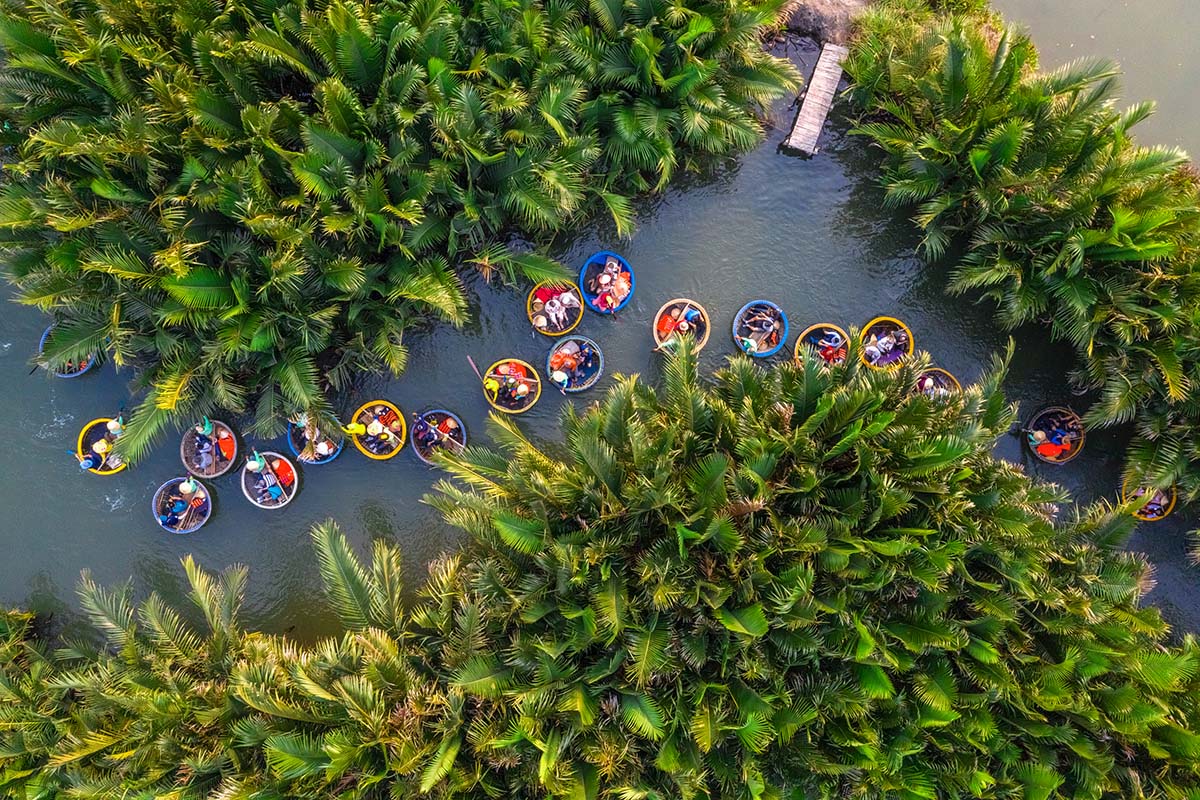 Hoi An Coconut Boat & Market Tour