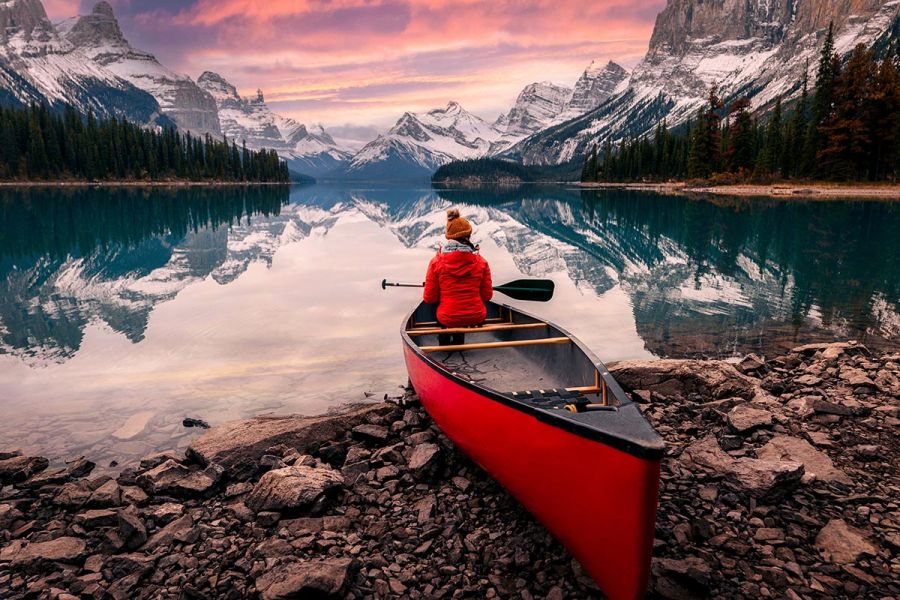 Maligne Lake