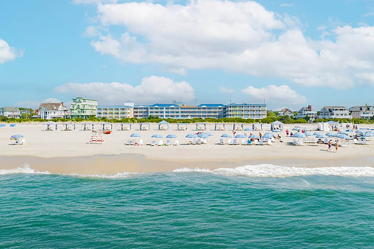 La Mer Beachfront Resort