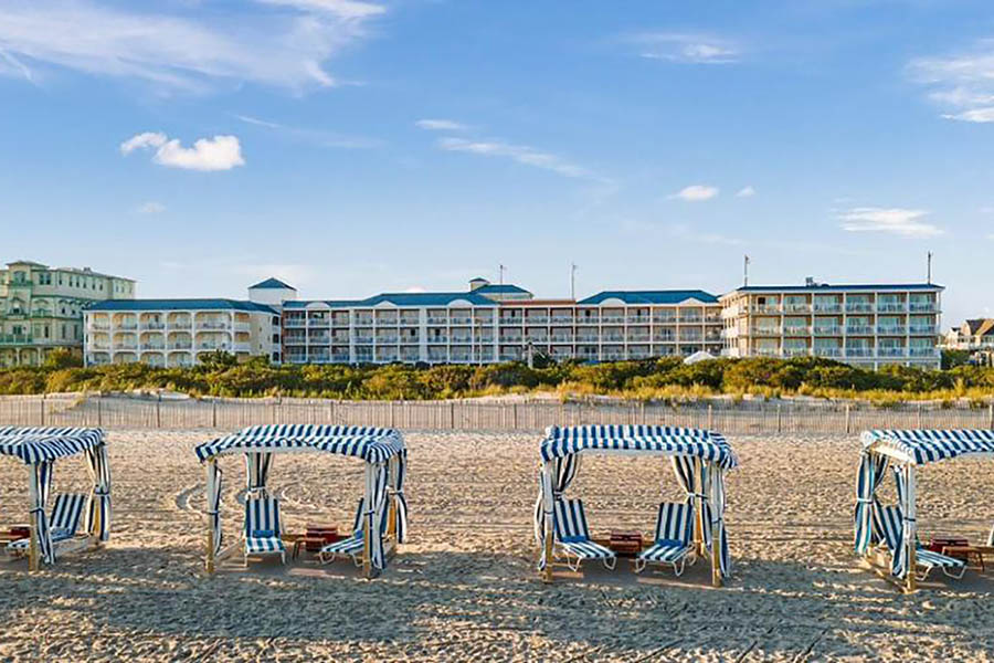 La Mer Beachfront Resort