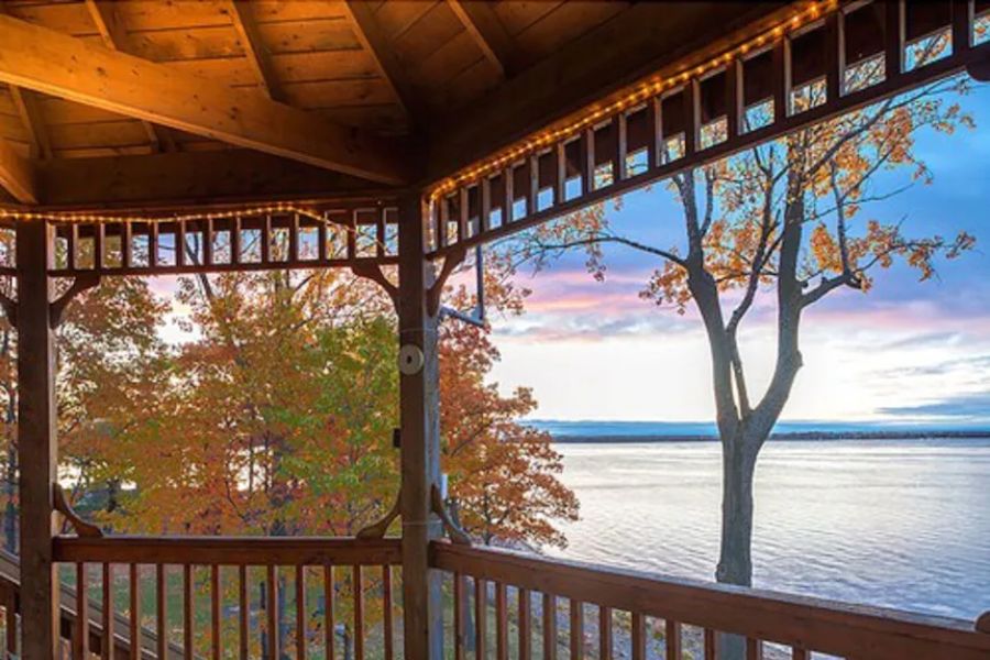 L'Auberge du Lac Hotel