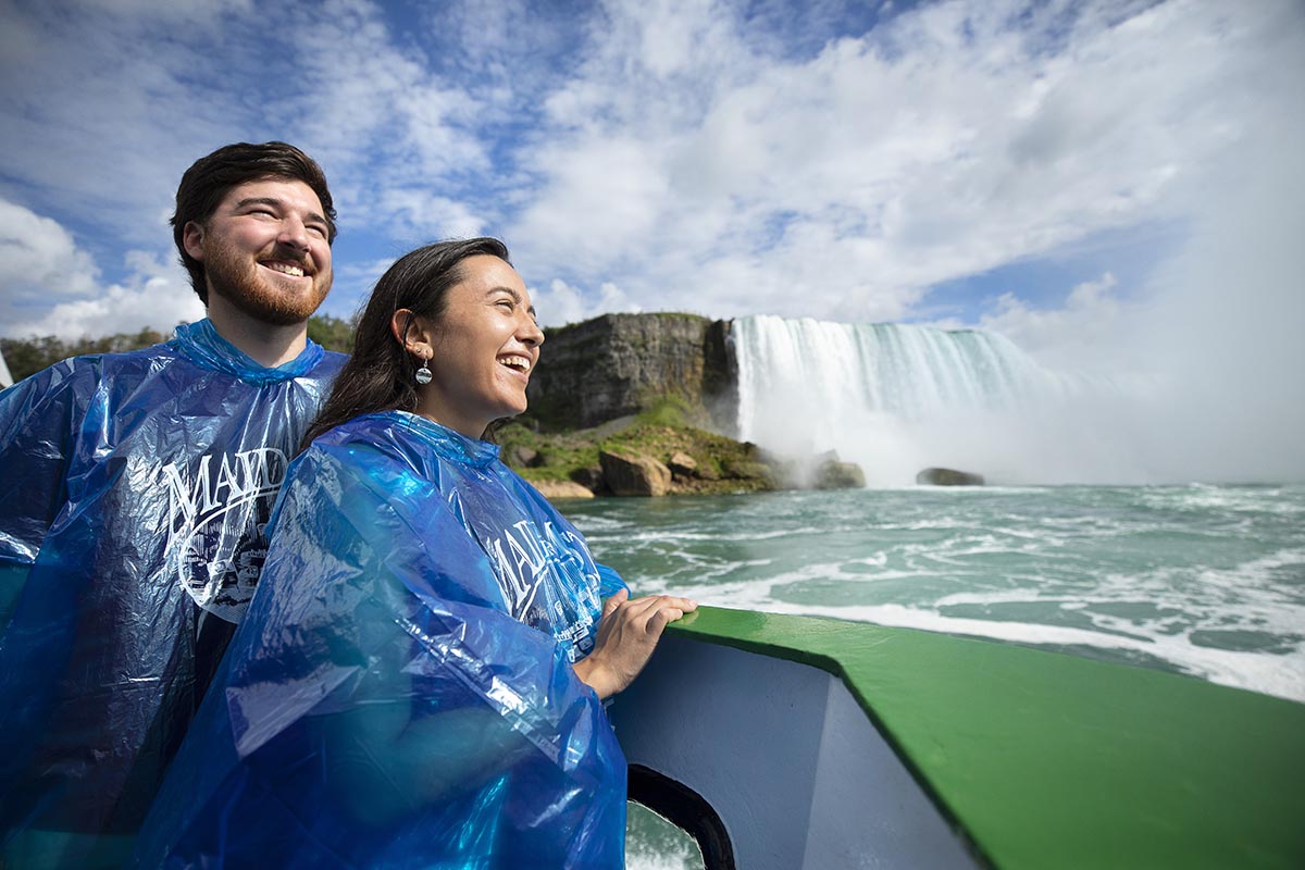 US Niagara Falls & Maid of the Mist Tour