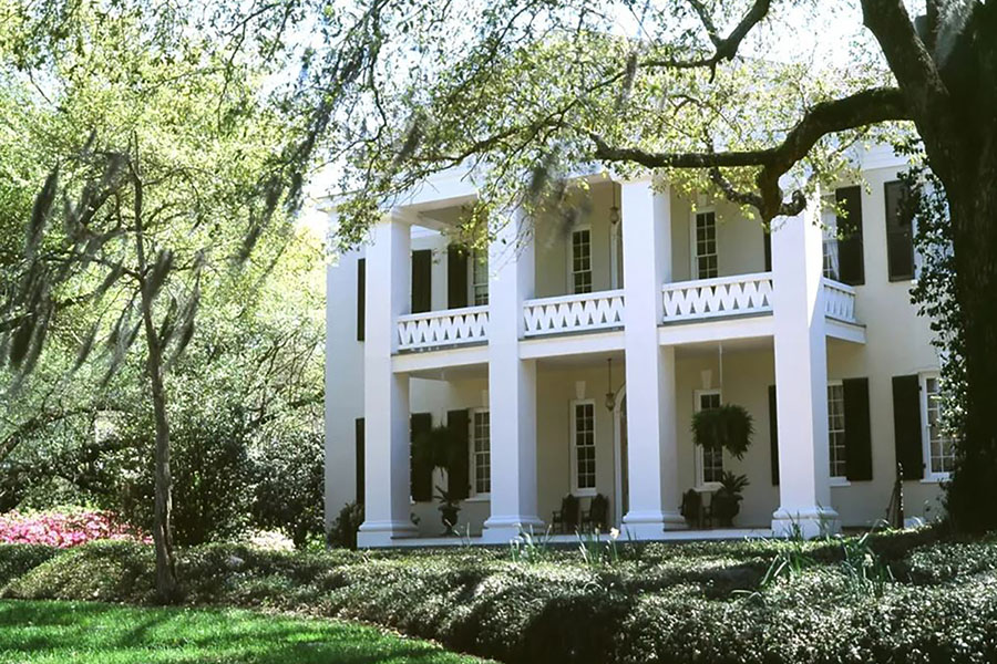 Monmouth Historic Inn & Gardens, Natchez