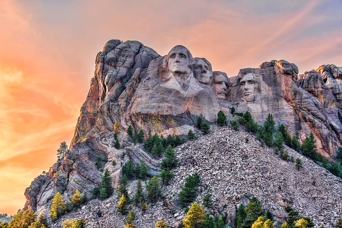 Mount Rushmore & Crazy Horse Tour
