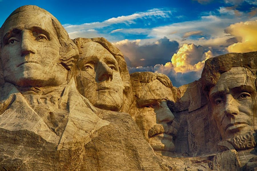 Mount Rushmore & Crazy Horse Tour