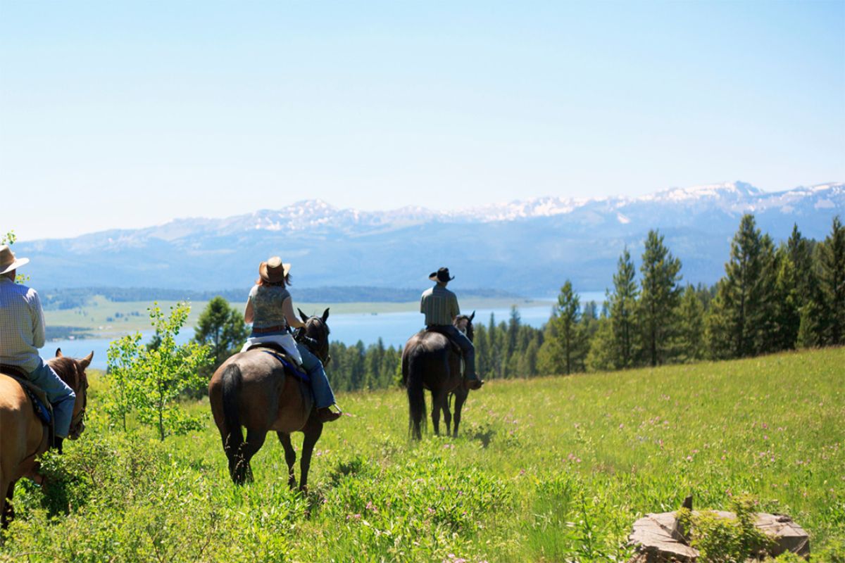 Parade Rest Guest Ranch