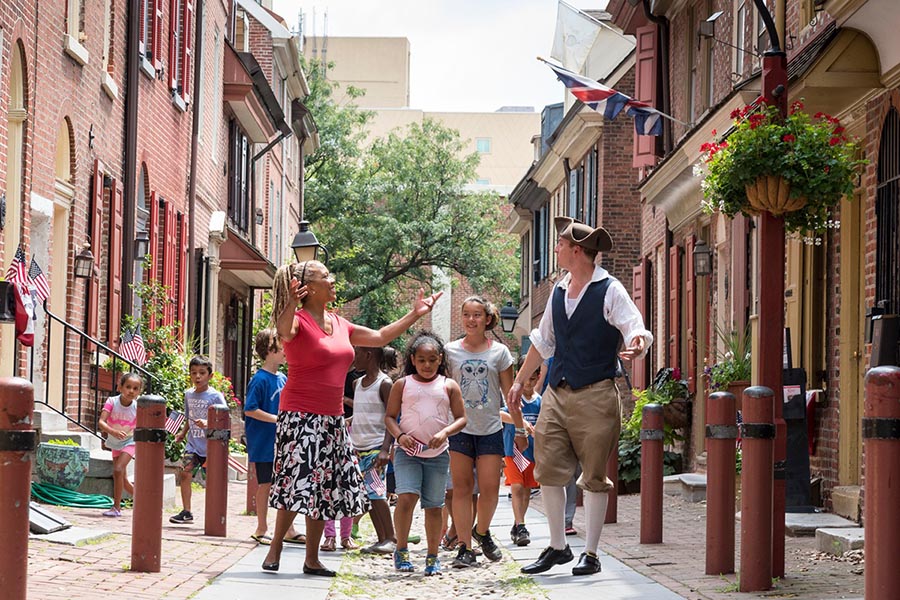 Philadelphia: History, Highlights & Revolution Walking Tour