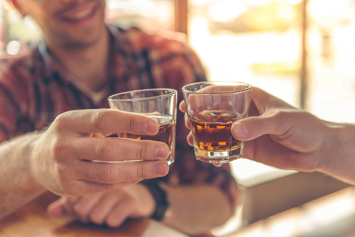 Moonshine & Wine Tasting Tour
