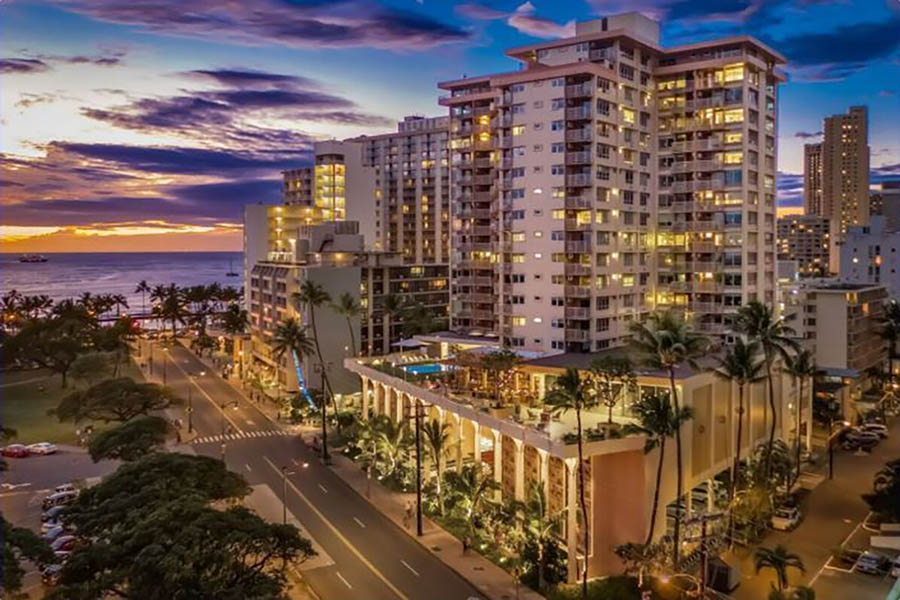 Queen Kapiʻolani Hotel Waikiki Beach, Oahu