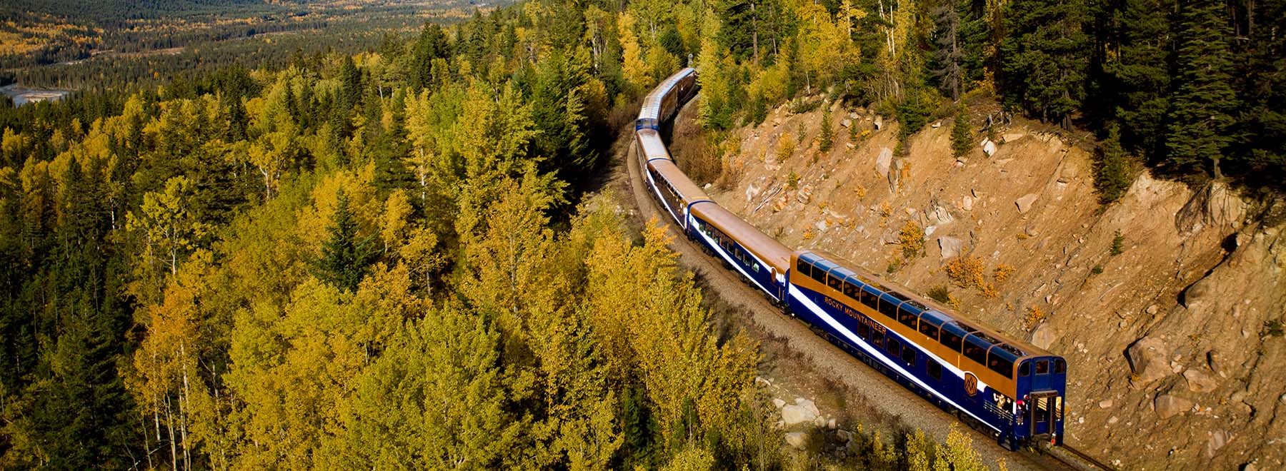 Rocky Mountaineer from Vancouver to Jasper