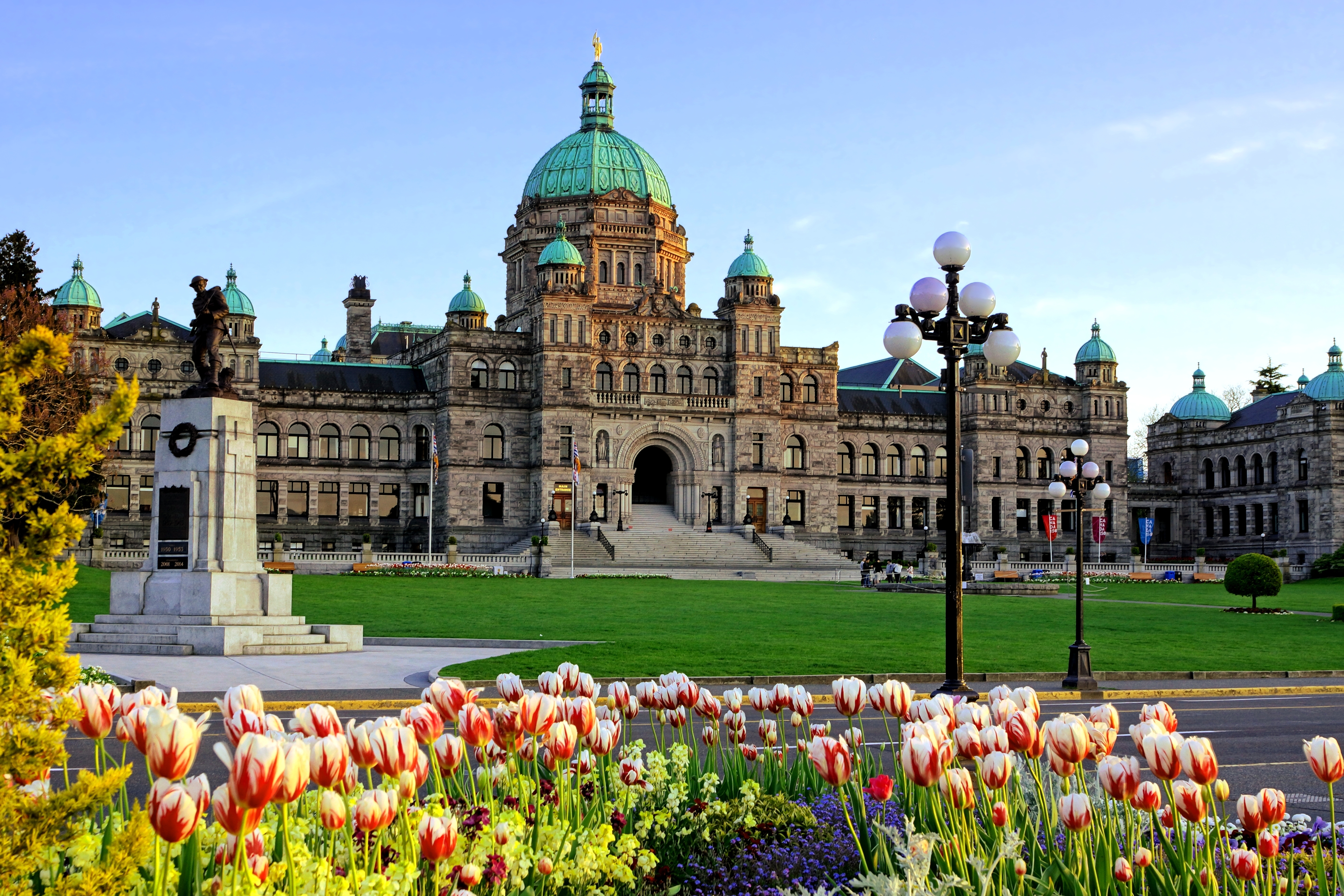 Victoria Day Tour