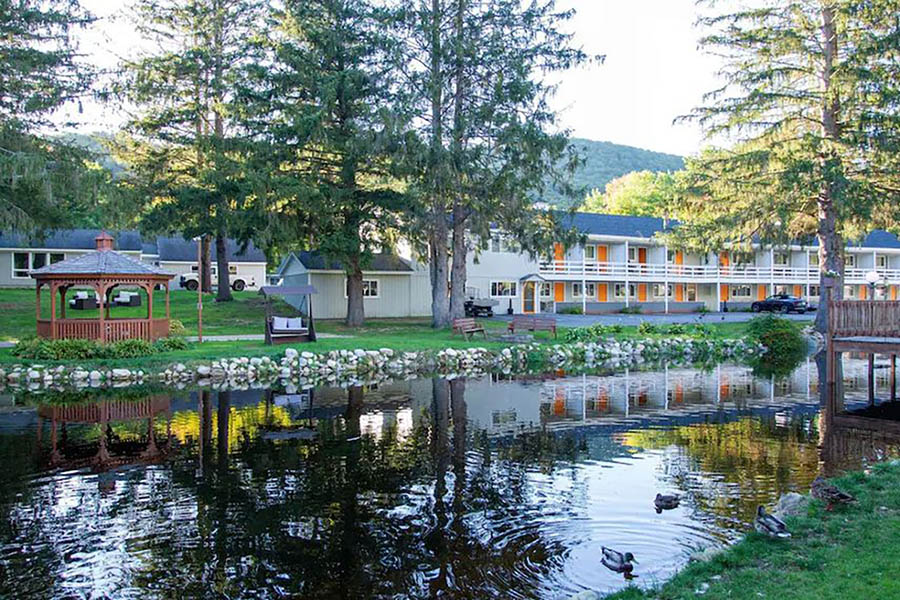 Woodwards White Mountain Resort